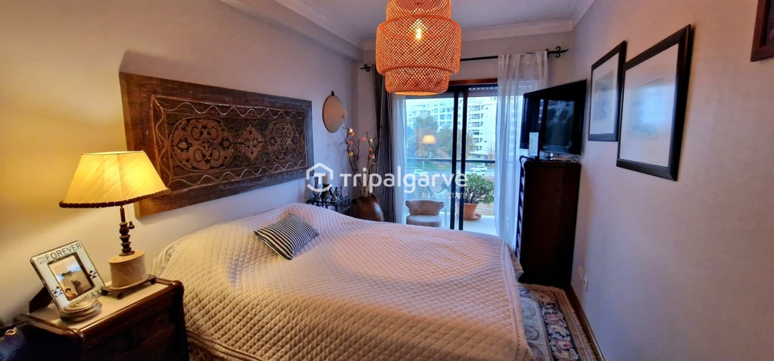 Apartamento T4 para Venda em Portimão Foto 23