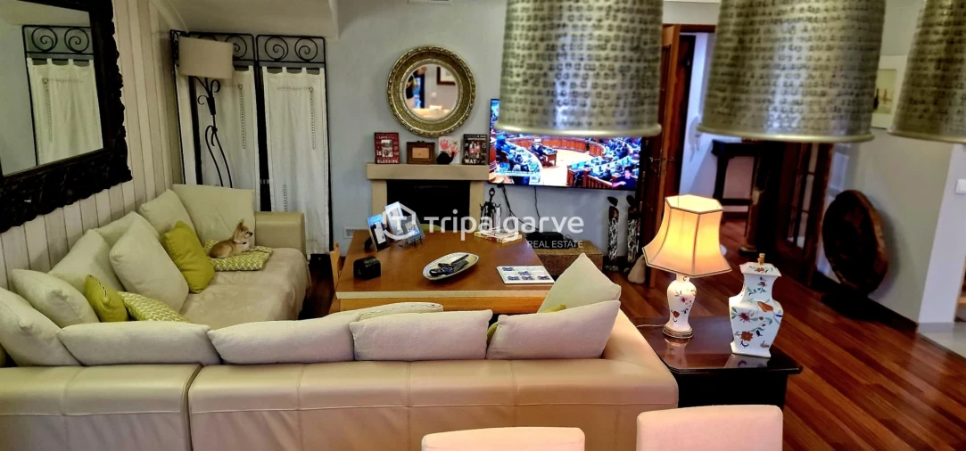 Apartamento T4 para Venda em Portimão Foto 2