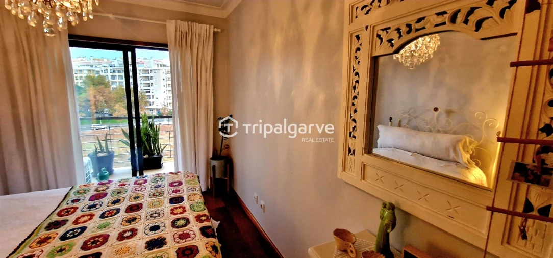 Apartamento T4 para Venda em Portimão Foto 30