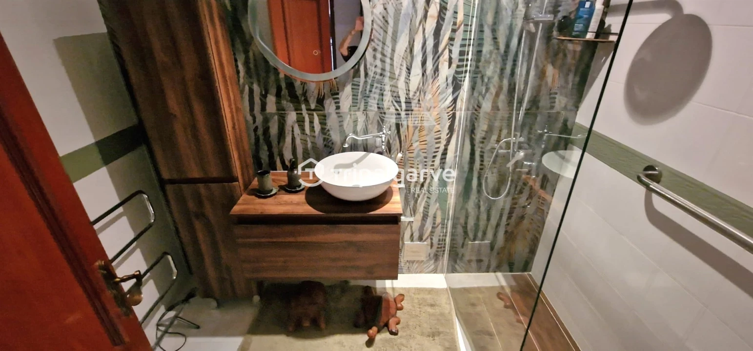 Apartamento T4 para Venda em Portimão Foto 32