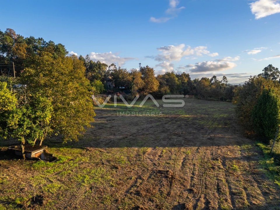 Terreno para Venda em Sande, Vilarinho, Barros e Gomide Foto 13