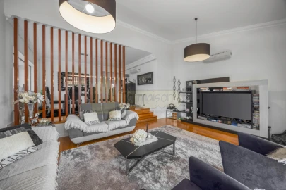 Moradia T4 para Venda em Loule (São Clemente)