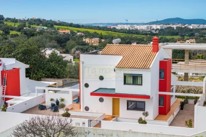 Moradia T4 para Venda em Loule (São Clemente)
