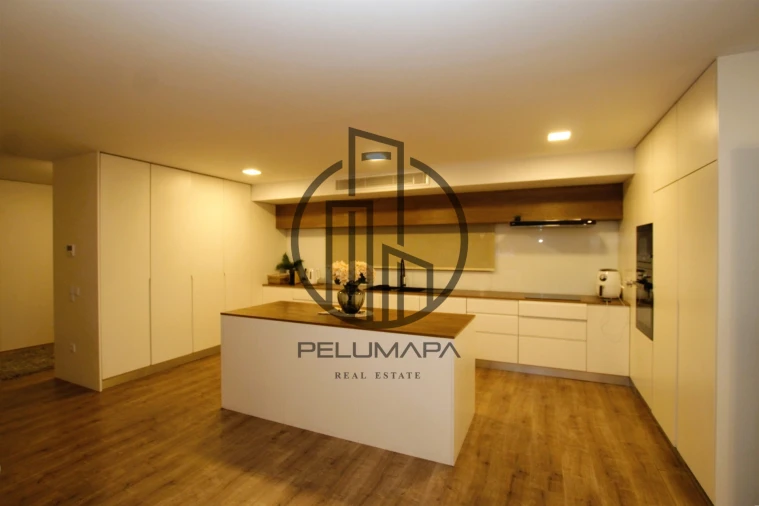 Moradia T3 para Venda em Louro Foto 68