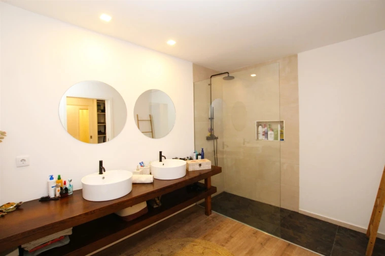 Moradia T3 para Venda em Louro Foto 37