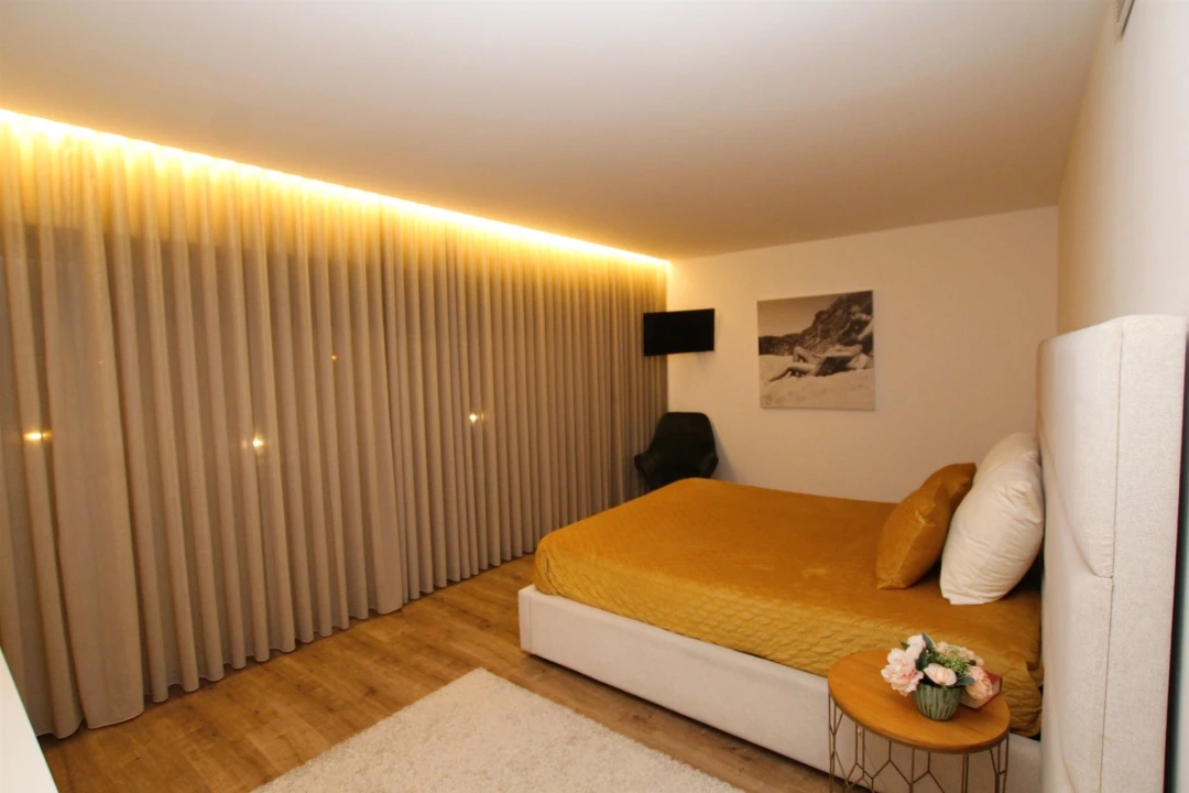 Moradia T3 para Venda em Louro Foto 34