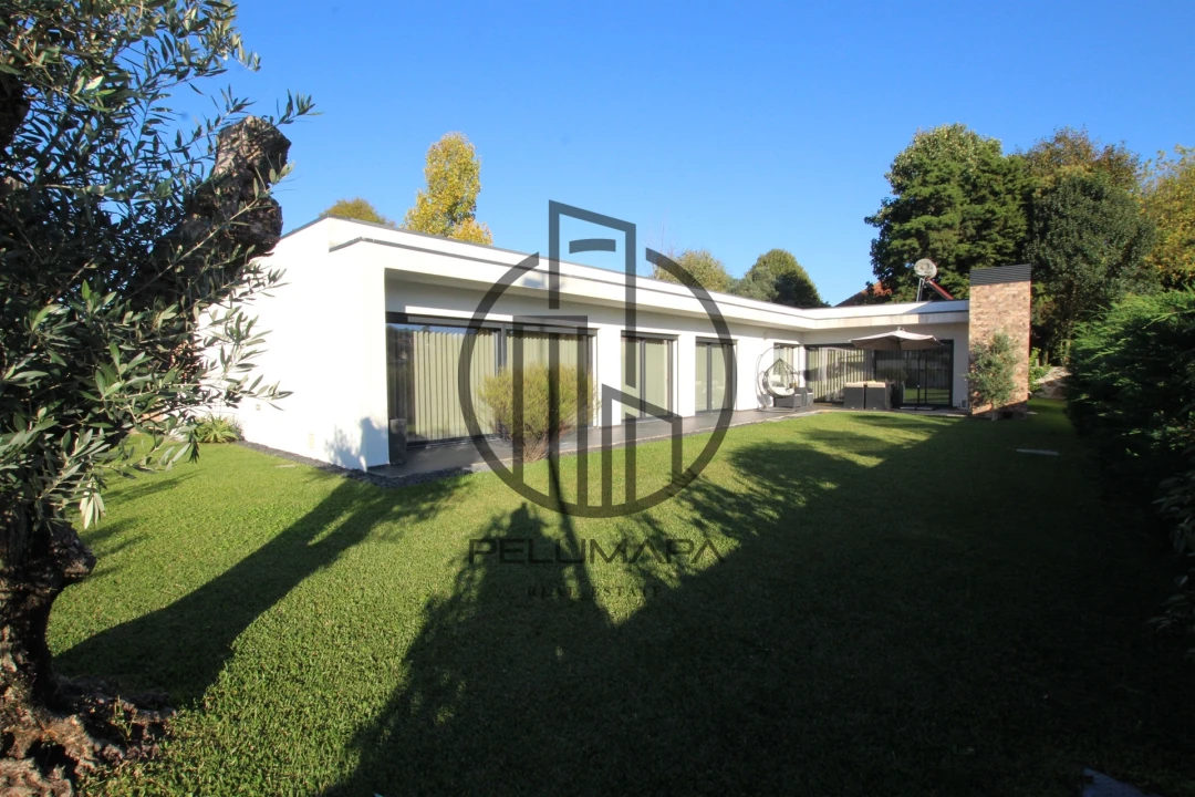 Moradia T3 para Venda em Louro Foto 50