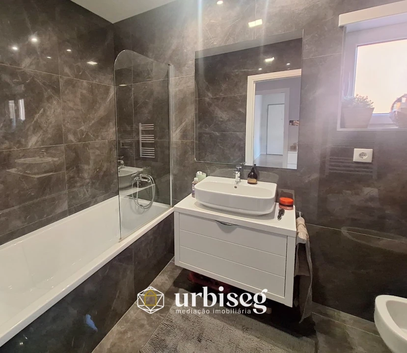 Apartamento T4 para Venda em Tavarede Foto 41