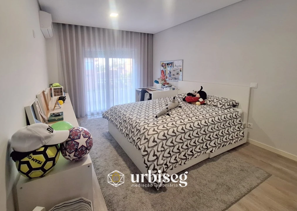 Apartamento T4 para Venda em Tavarede Foto 39