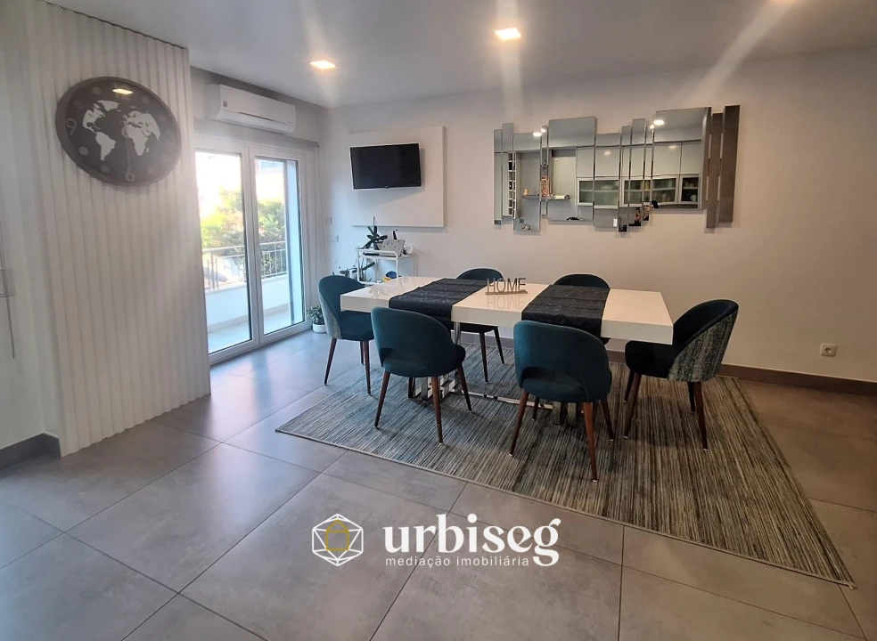 Apartamento T4 para Venda em Tavarede Foto 21