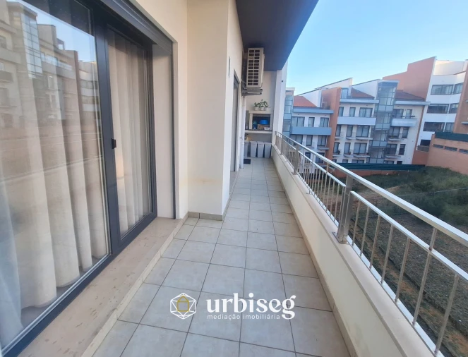 Apartamento T4 para Venda em Tavarede Foto 23