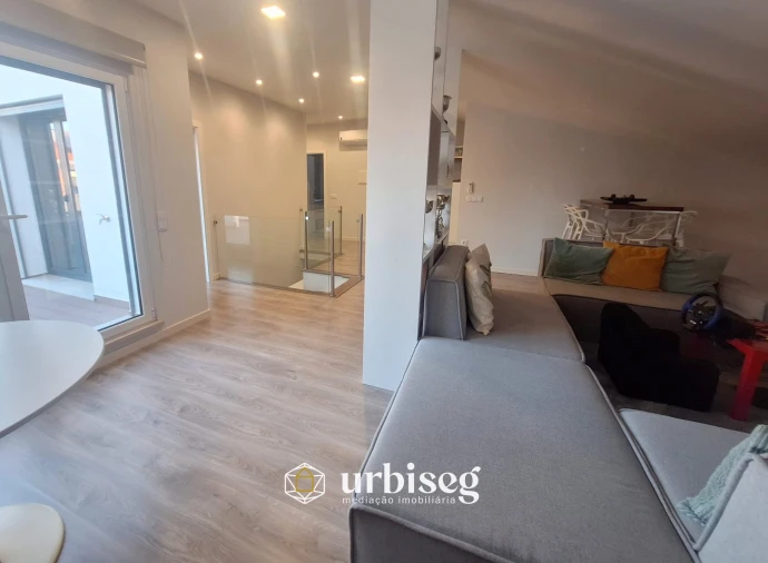 Apartamento T4 para Venda em Tavarede Foto 30