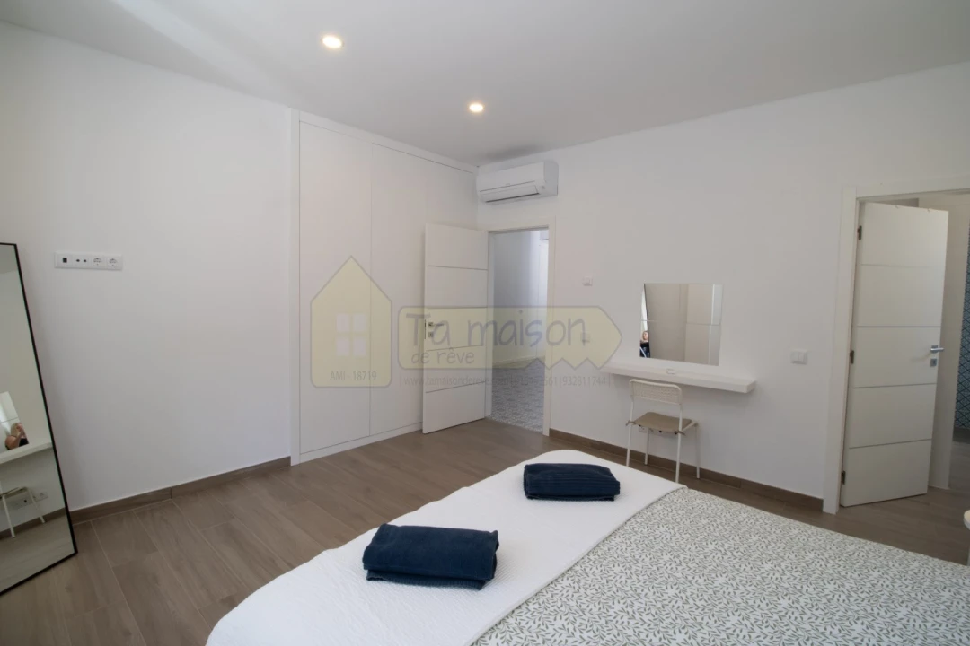 Moradia T4 para Venda em Loule (São Sebastião) Foto 24