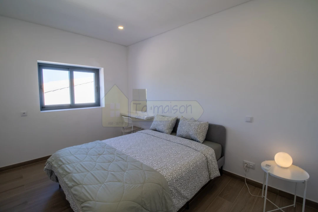 Moradia T4 para Venda em Loule (São Sebastião) Foto 28