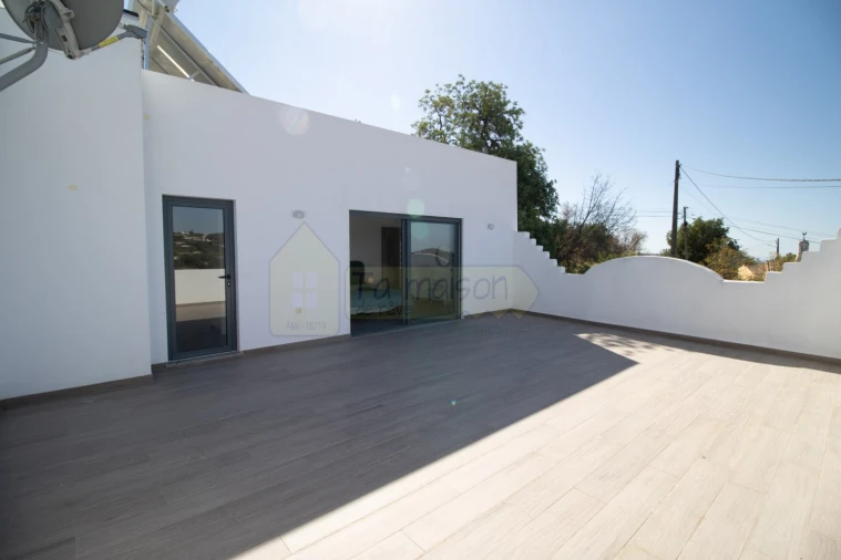 Moradia T4 para Venda em Loule (São Sebastião) Foto 21