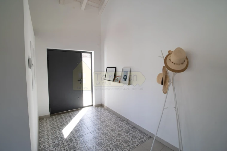 Moradia T4 para Venda em Loule (São Sebastião) Foto 33