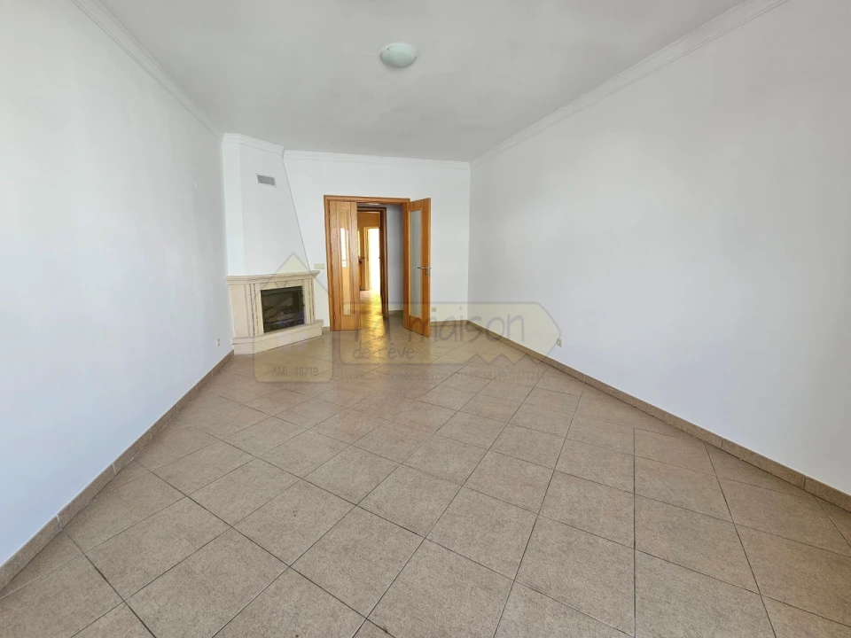 Apartamento T2 para Venda em Almancil Foto 2