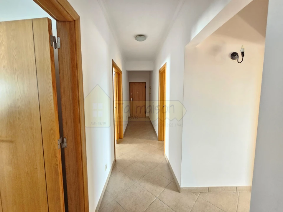 Apartamento T2 para Venda em Almancil Foto 3