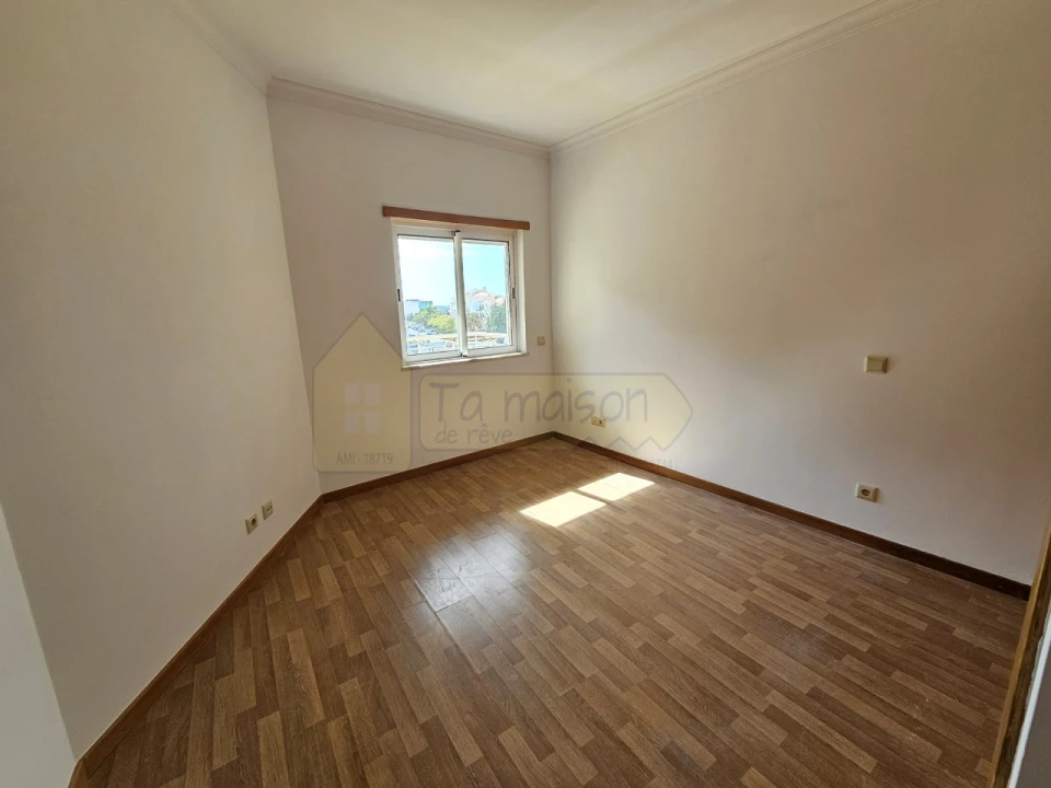 Apartamento T2 para Venda em Almancil Foto 11