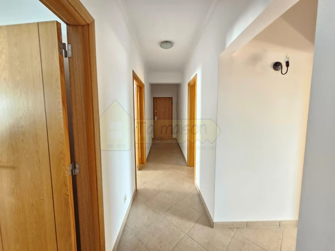 Apartamento T2 para Venda em Almancil Foto 3