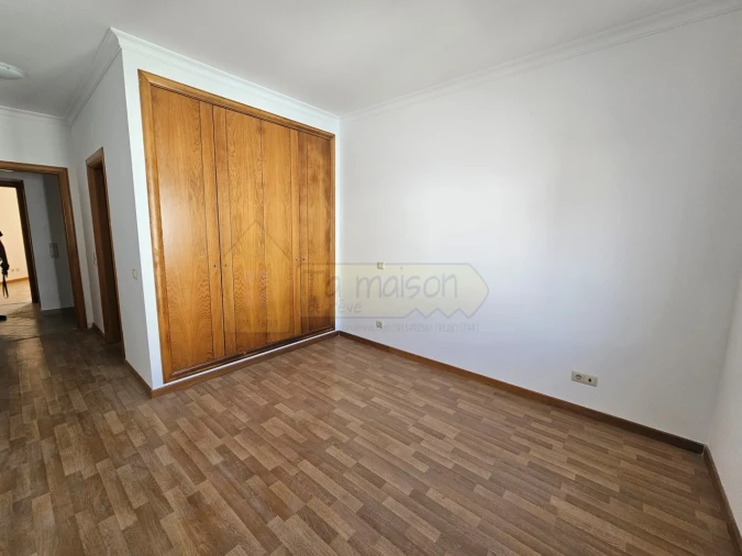 Apartamento T2 para Venda em Almancil Foto 6