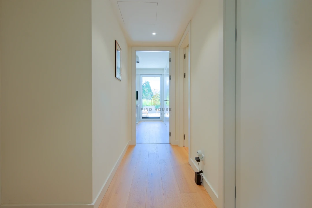 Apartamento T3 para Venda em Santo António Foto 32