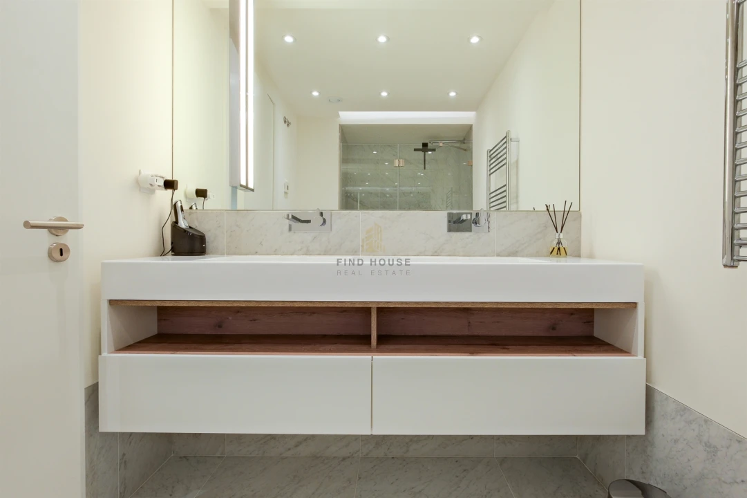 Apartamento T3 para Venda em Santo António Foto 36