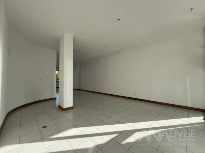 Loja para Venda em Repeses e São Salvador Foto 3