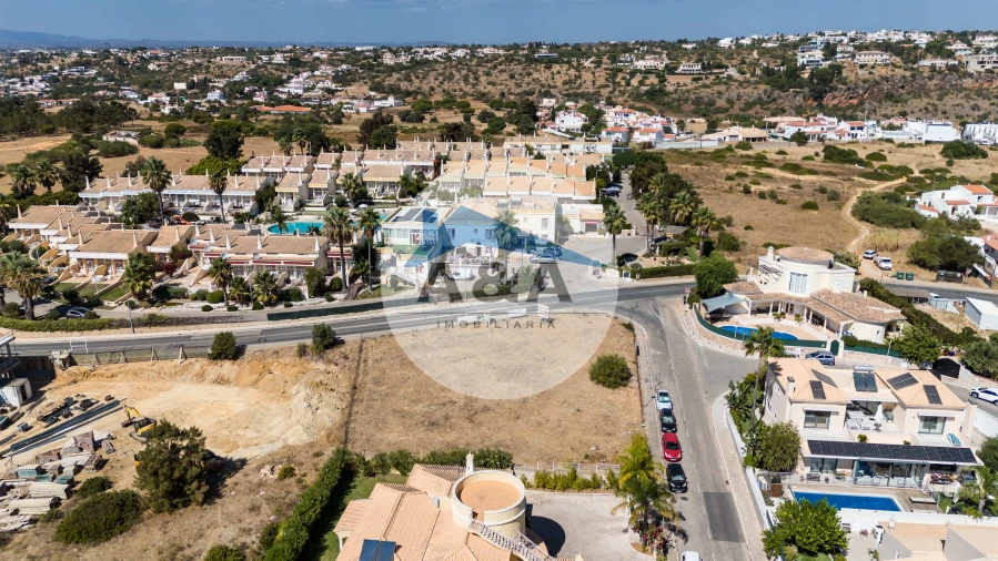 Terreno para Venda em Albufeira e Olhos de Água Foto 8