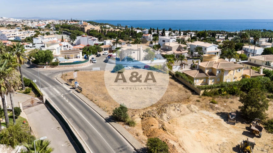 Terreno para Venda em Albufeira e Olhos de Água Foto 16