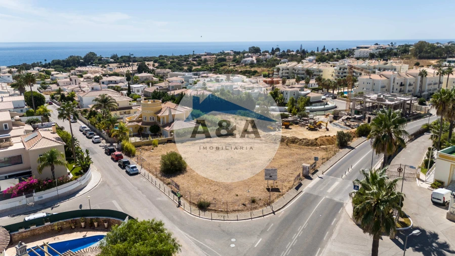 Terreno para Venda em Albufeira e Olhos de Água Foto 11