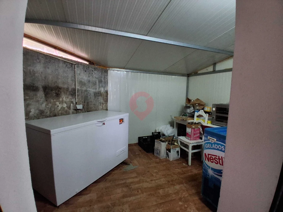 Moradia T0 para Venda em Riba de Mouro Foto 6