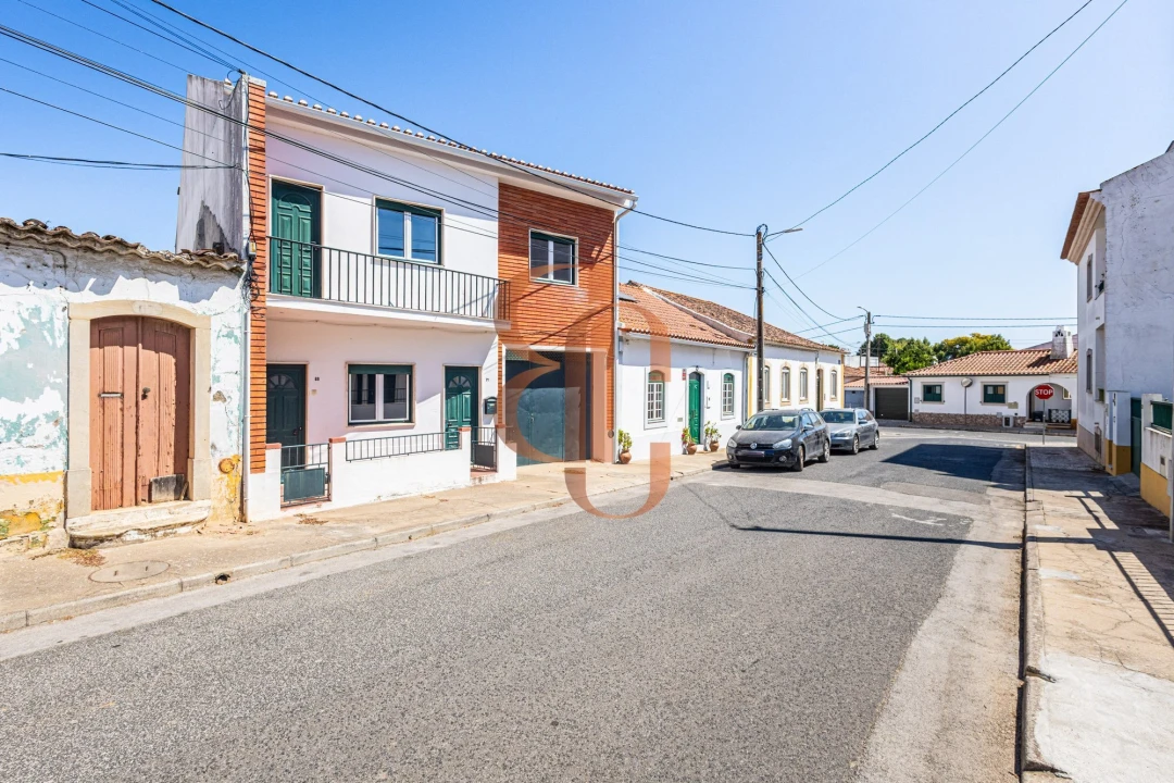 Moradia T5 para Venda em Golegã Foto 2