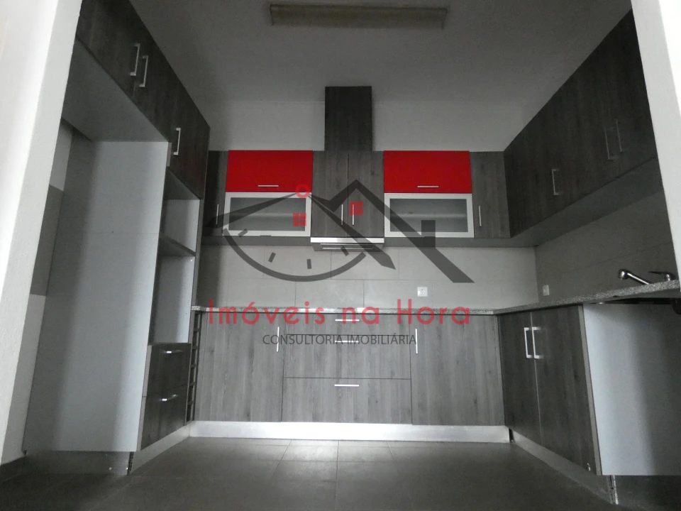 Moradia T5 para Venda em Golegã Foto 3