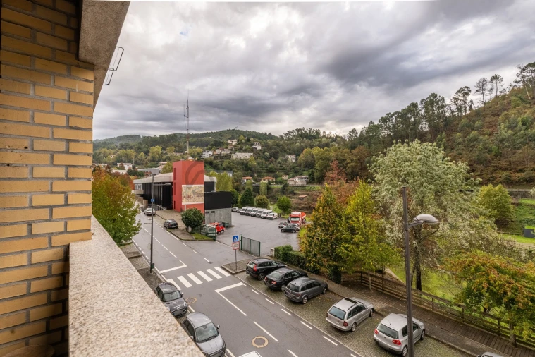 Apartamento T3 para Venda em Moimenta Foto 4