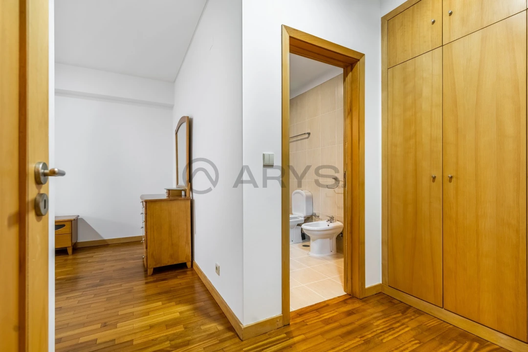 Apartamento T3 para Venda em Moimenta Foto 17
