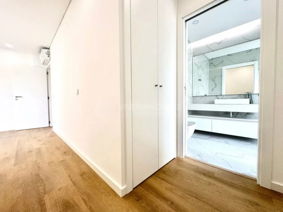 Moradia T4 para Venda em Caparica e Trafaria Foto 16