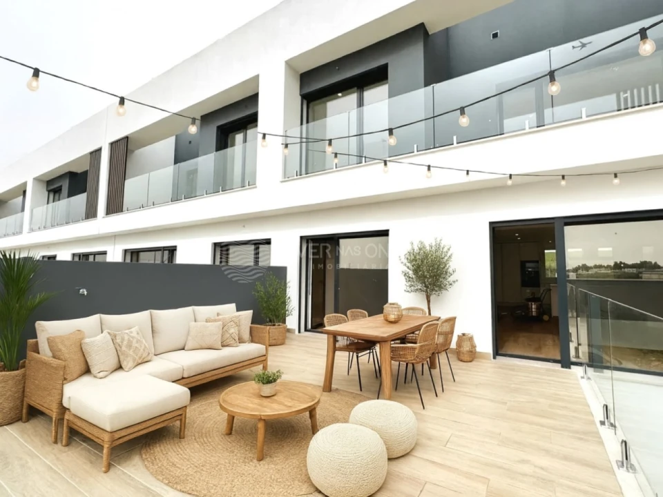 Moradia T4 para Venda em Caparica e Trafaria Foto 3