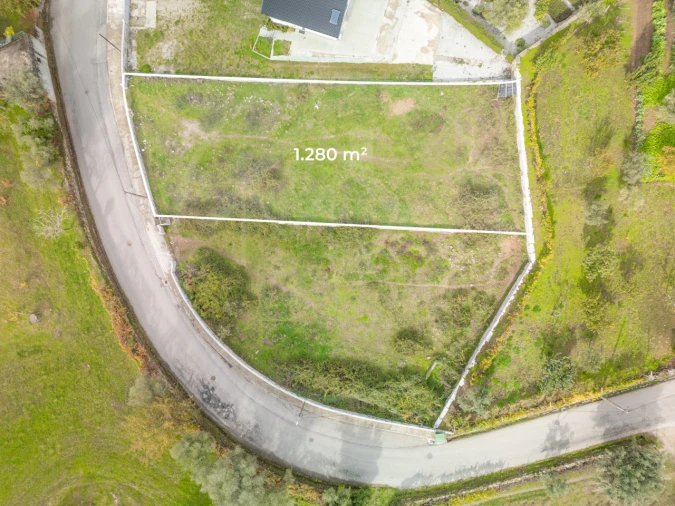 Terreno para Venda em Bornes de Aguiar Foto 3