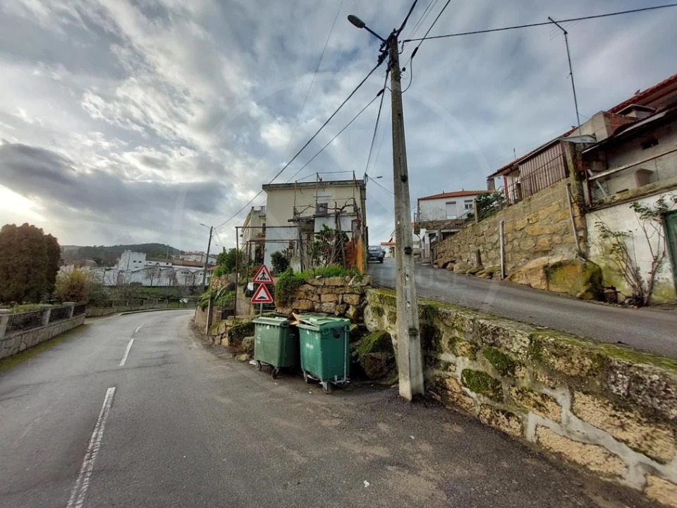 Moradia T1 para Venda em São Mamede de Ribatua Foto 5