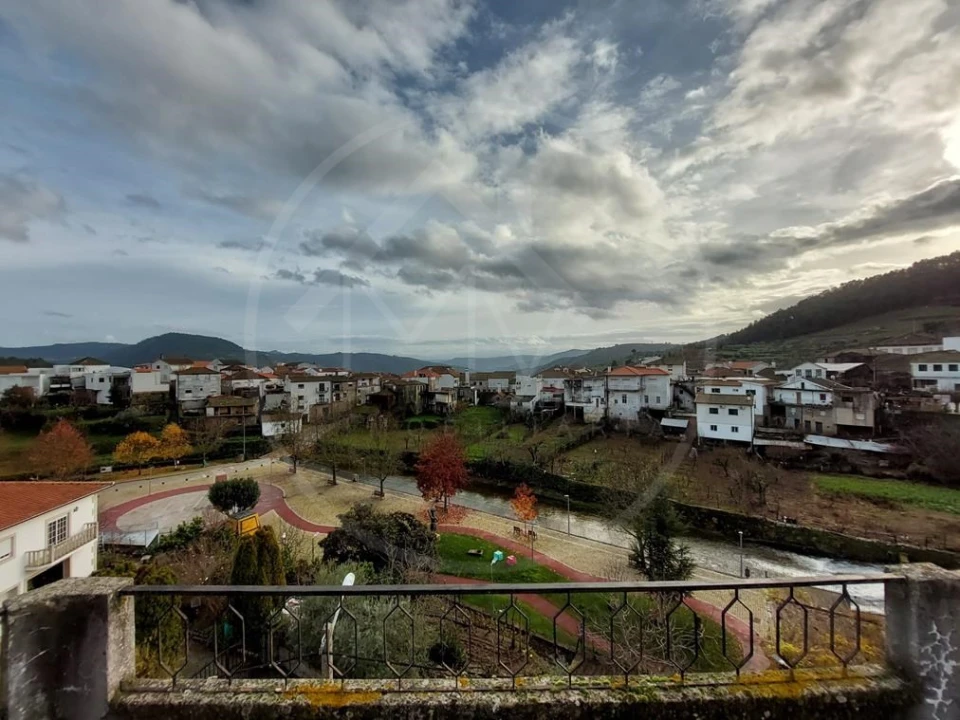 Moradia T1 para Venda em São Mamede de Ribatua Foto 15