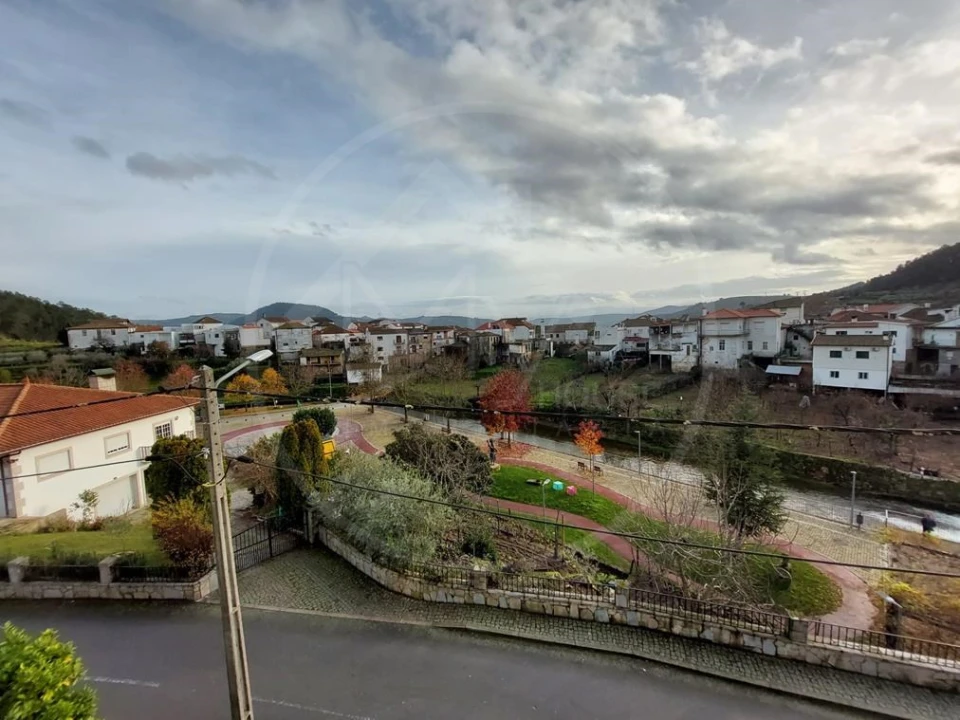 Moradia T1 para Venda em São Mamede de Ribatua Foto 16