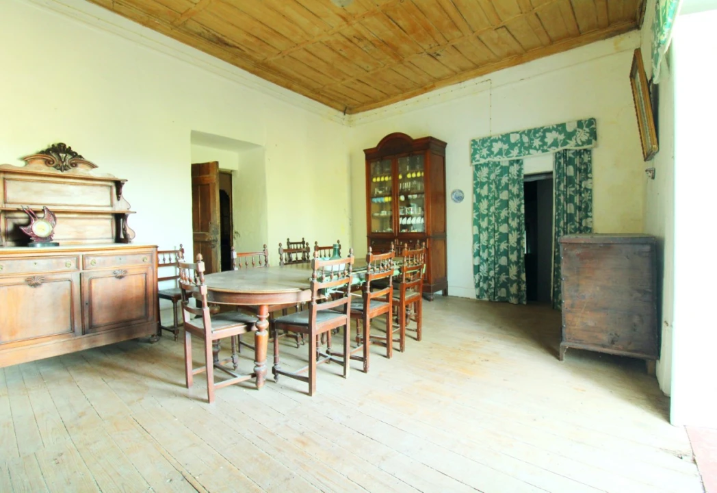 Moradia T7 para Venda em Cabeço de Vide Foto 2