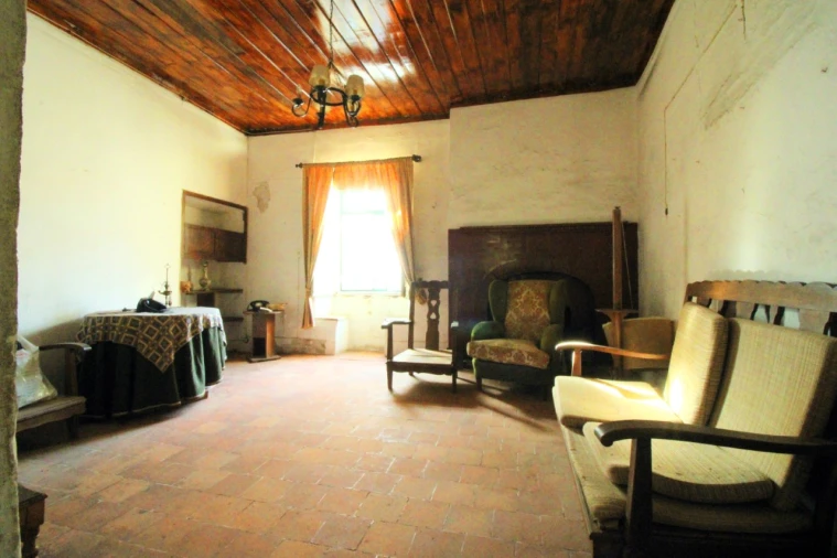 Moradia T7 para Venda em Cabeço de Vide Foto 7