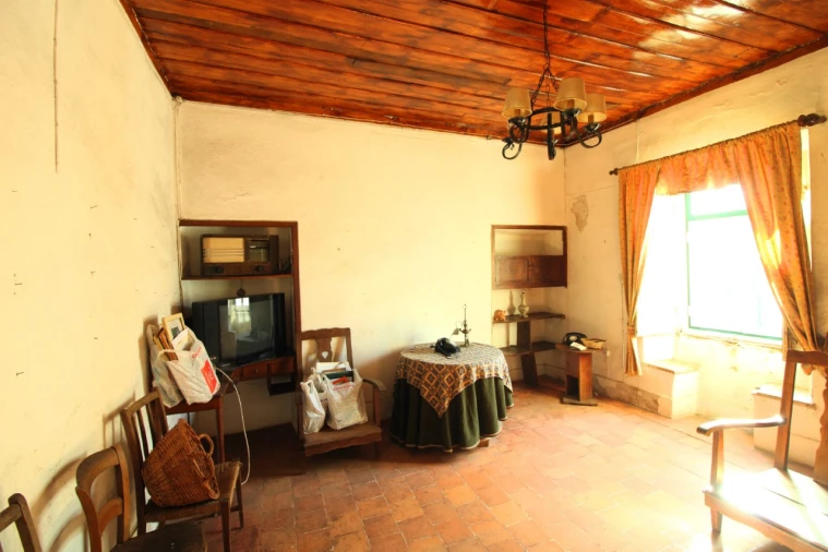 Moradia T7 para Venda em Cabeço de Vide Foto 9