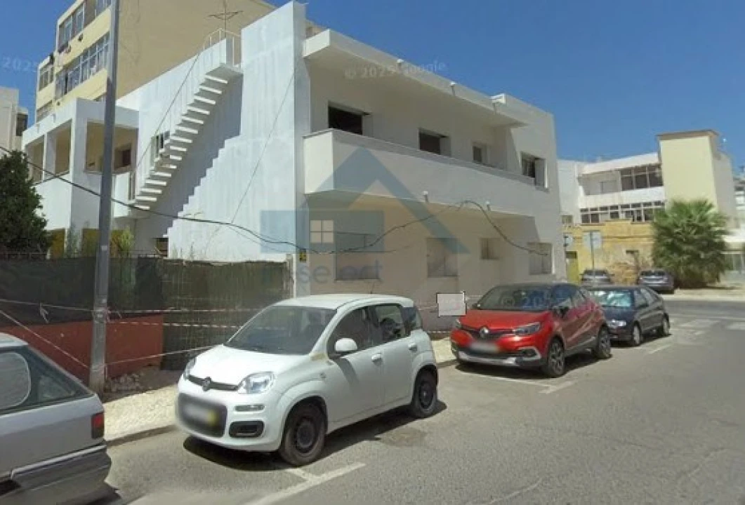 Prédio para Venda em Olhão Foto 3