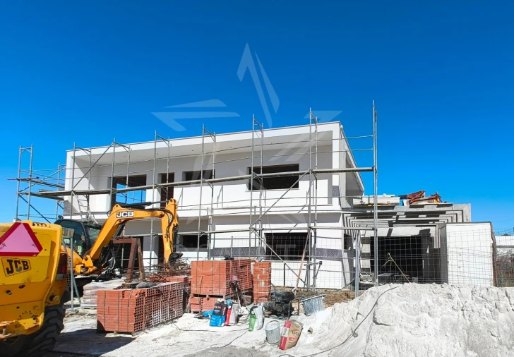 Moradia T4 para Venda em Tornada e Salir do Porto Foto 4