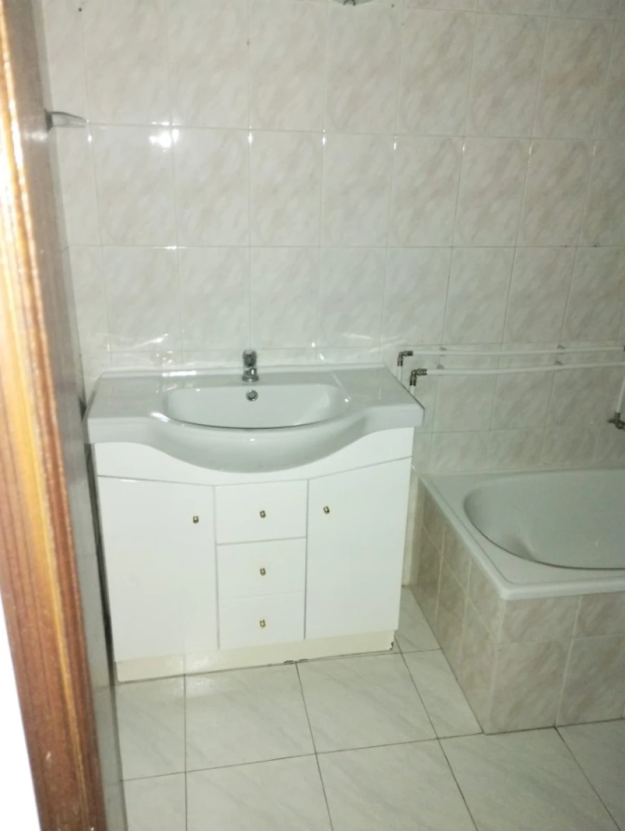 Apartamento T3 para Venda em Ponte de Sor, Tramaga e Vale de Açor Foto 12