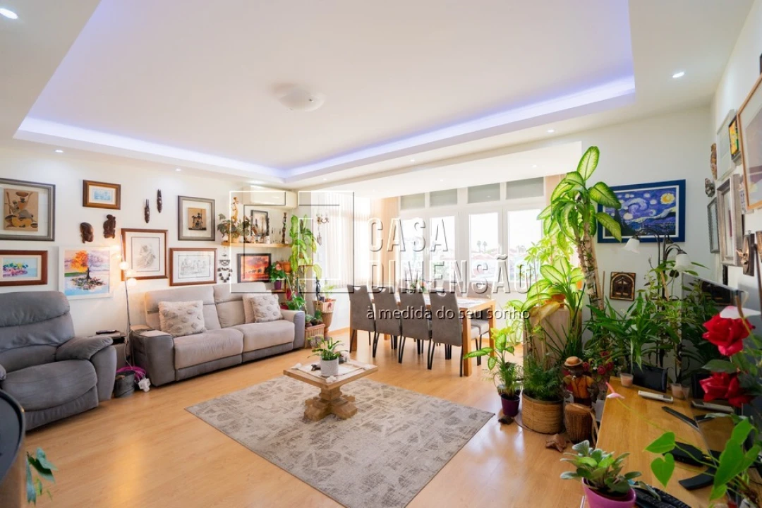 Apartamento T2 para Venda em Algés, Linda-A-Velha e Cruz Quebrada-Dafundo Foto 1