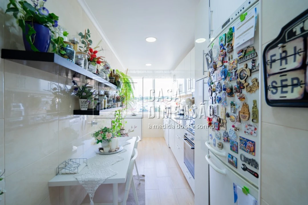 Apartamento T2 para Venda em Algés, Linda-A-Velha e Cruz Quebrada-Dafundo Foto 17